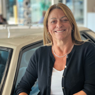Helen Selenuk Receptionist